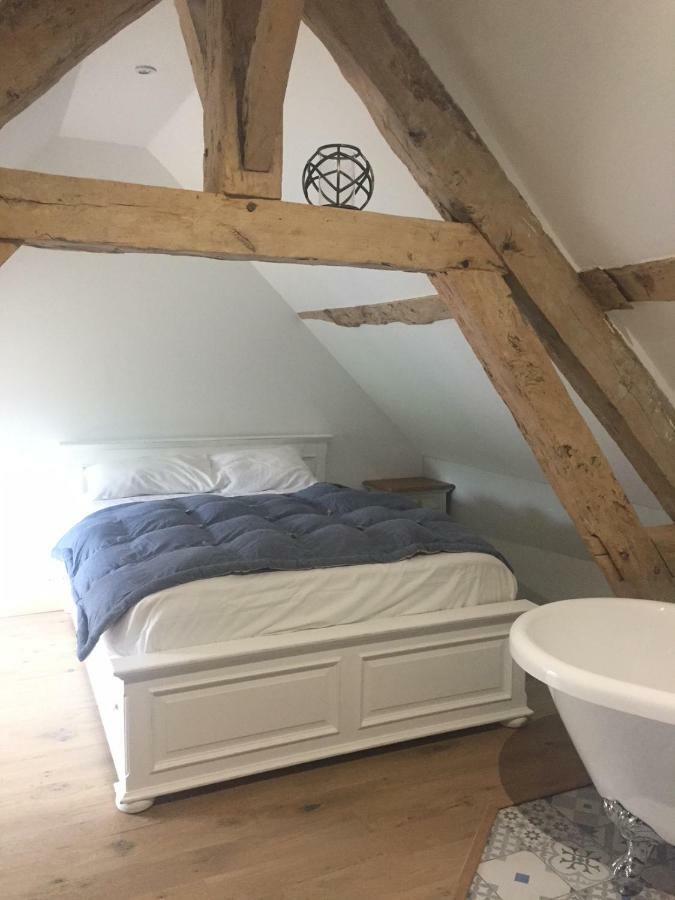 La Grosse Pierre Villa Mehers Екстериор снимка